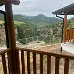 Bracaj 4* Corovode