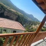 Bracaj Casa de hóspedes 4*