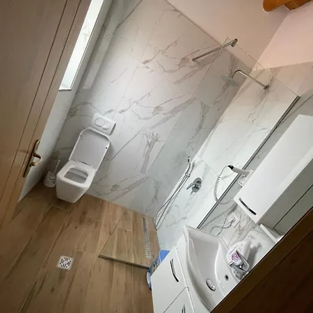 Bracaj בית הארחה