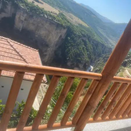 Vendégház Bracaj 4*