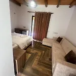 Bracaj Pensjonat Zhaban