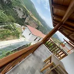 Bracaj Pensjonat Zhaban