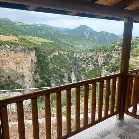 Guest house Bracaj